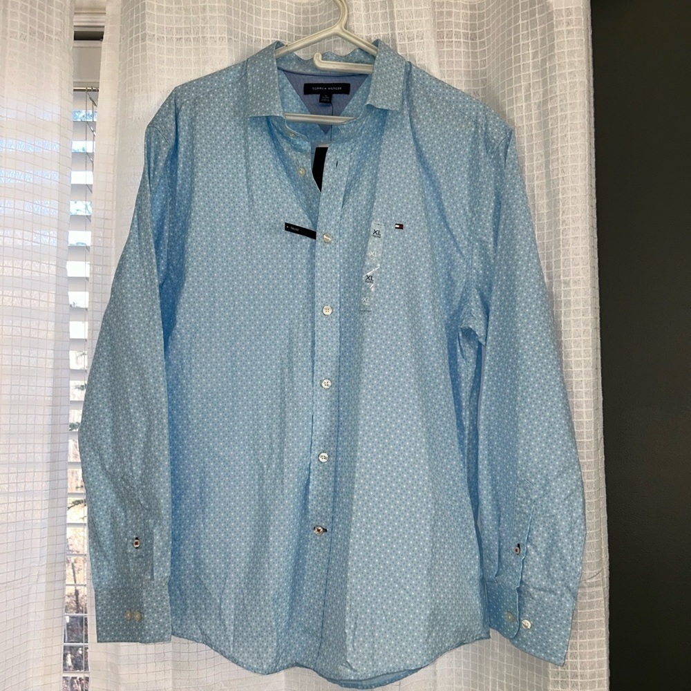 NWT Tommy Hilfiger Dress Shirt